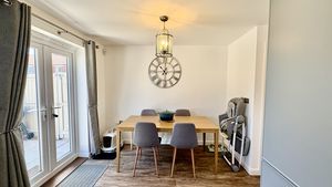 Photo 8- click for photo gallery